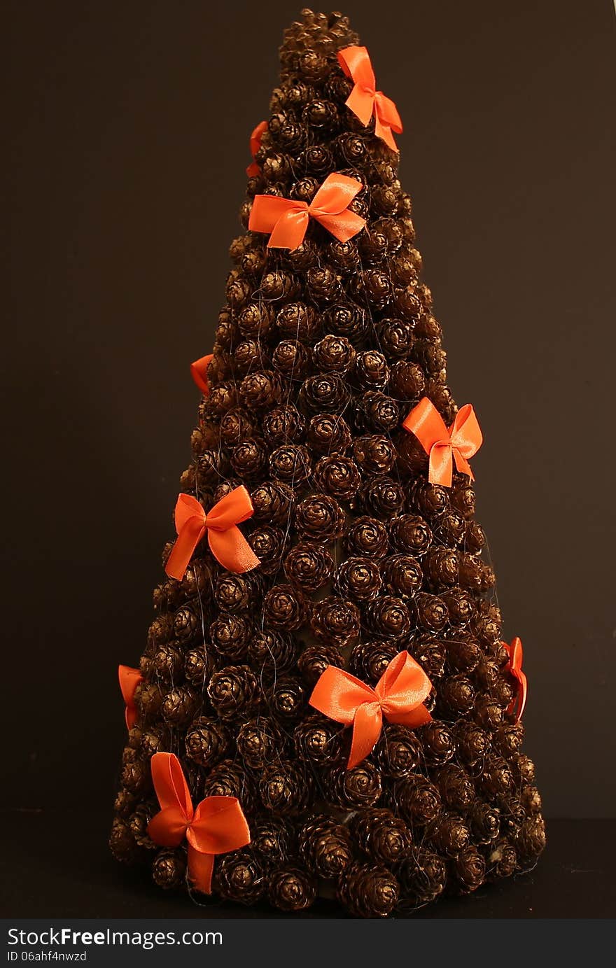 Christmas tree with cones