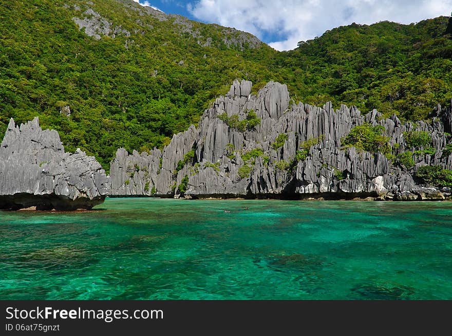 Tropical paradise islands, rocks around El Nido, Philippines.
