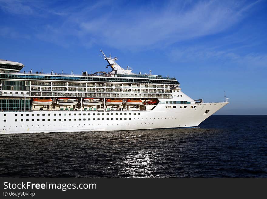 Modern cruise leaving the port of Alicante