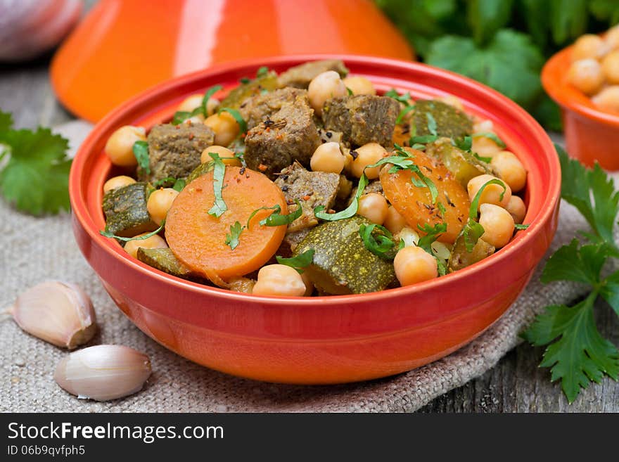 Tagine with beef, vegetables and chickpeas, close-up