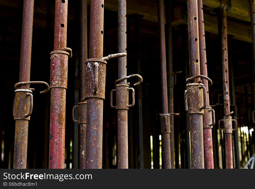 Metal Reinforcing Structure