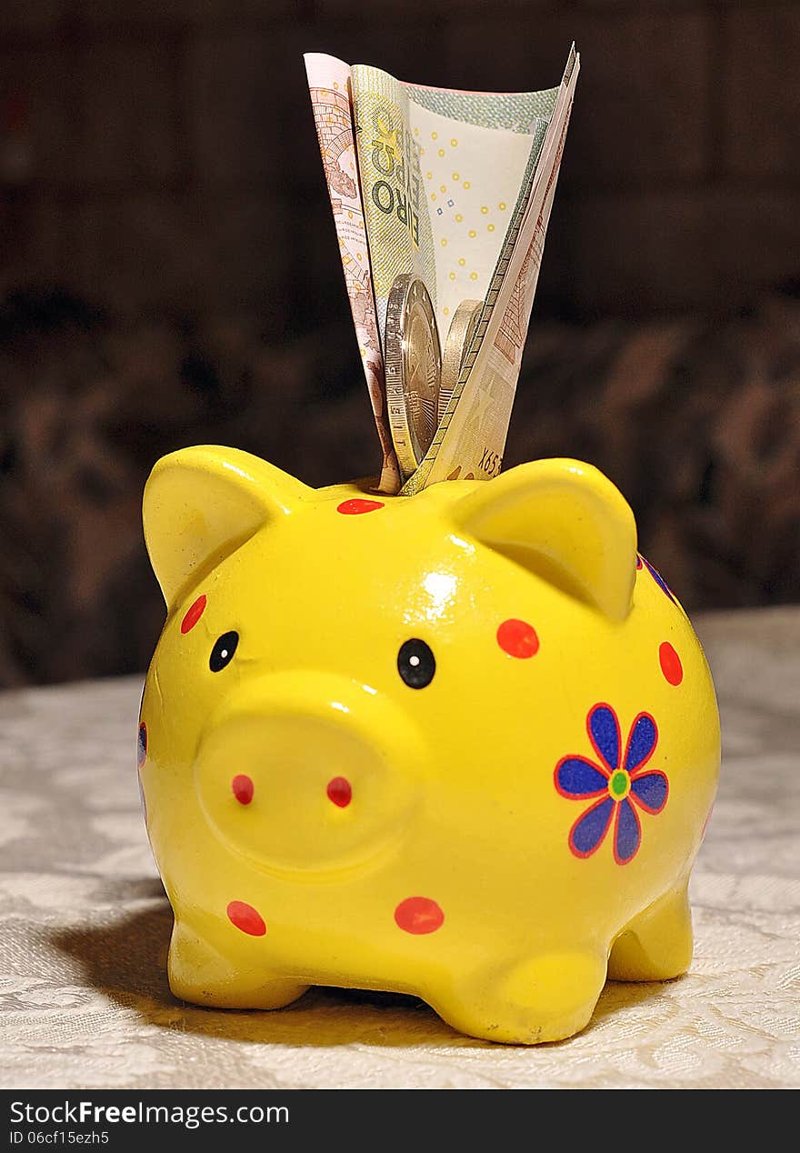 Planning household budget piggy bank. Planning household budget piggy bank