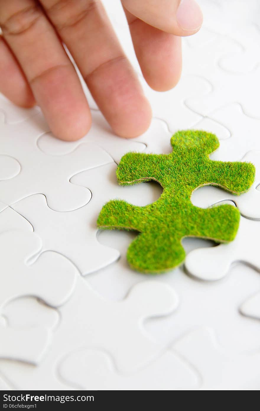 green puzzle piece