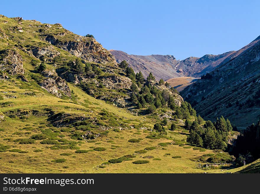 Beautiful mountain peaks in Spain (Pyreness)