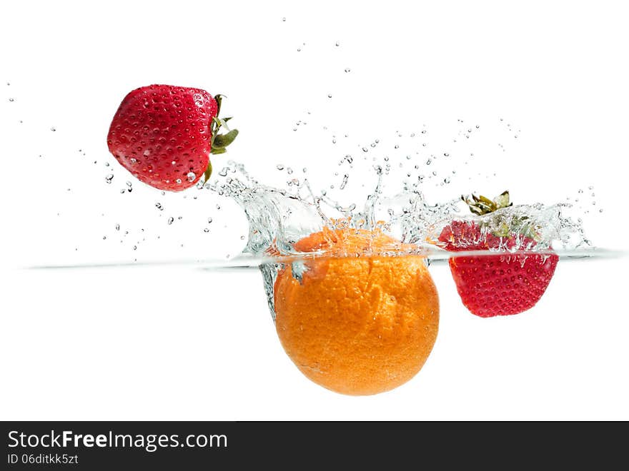 Splashing Fruits