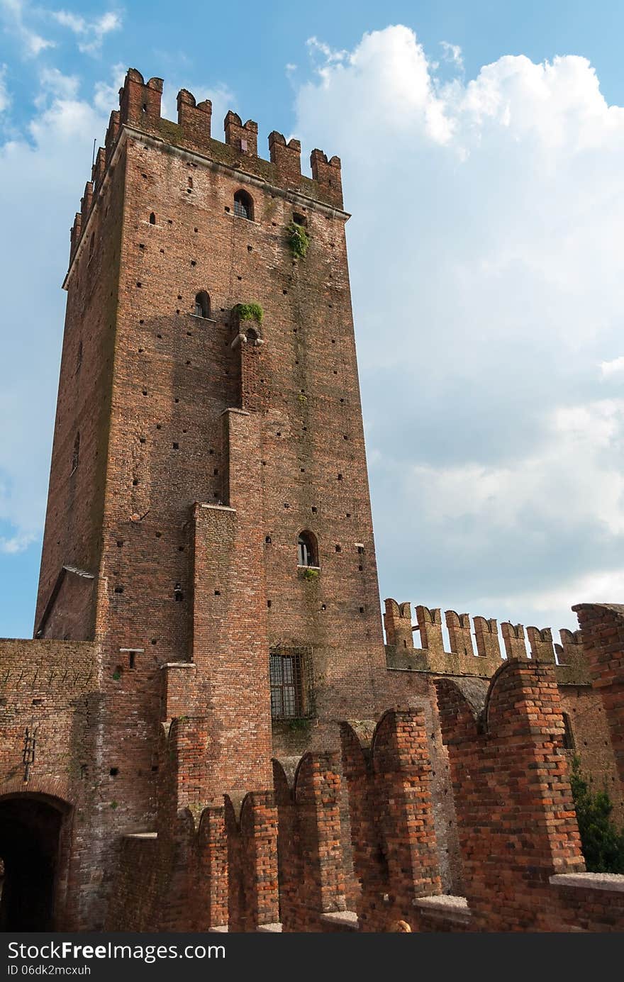 Tower of the Castelvecchio. Castelvecchio is a castle in Verona, northern Italy. It is the most important military construction of the Scaliger dynasty that ruled the city in the Middle Ages.