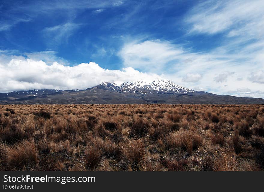 Mount Ruapehu from Desert Road. New Zealand