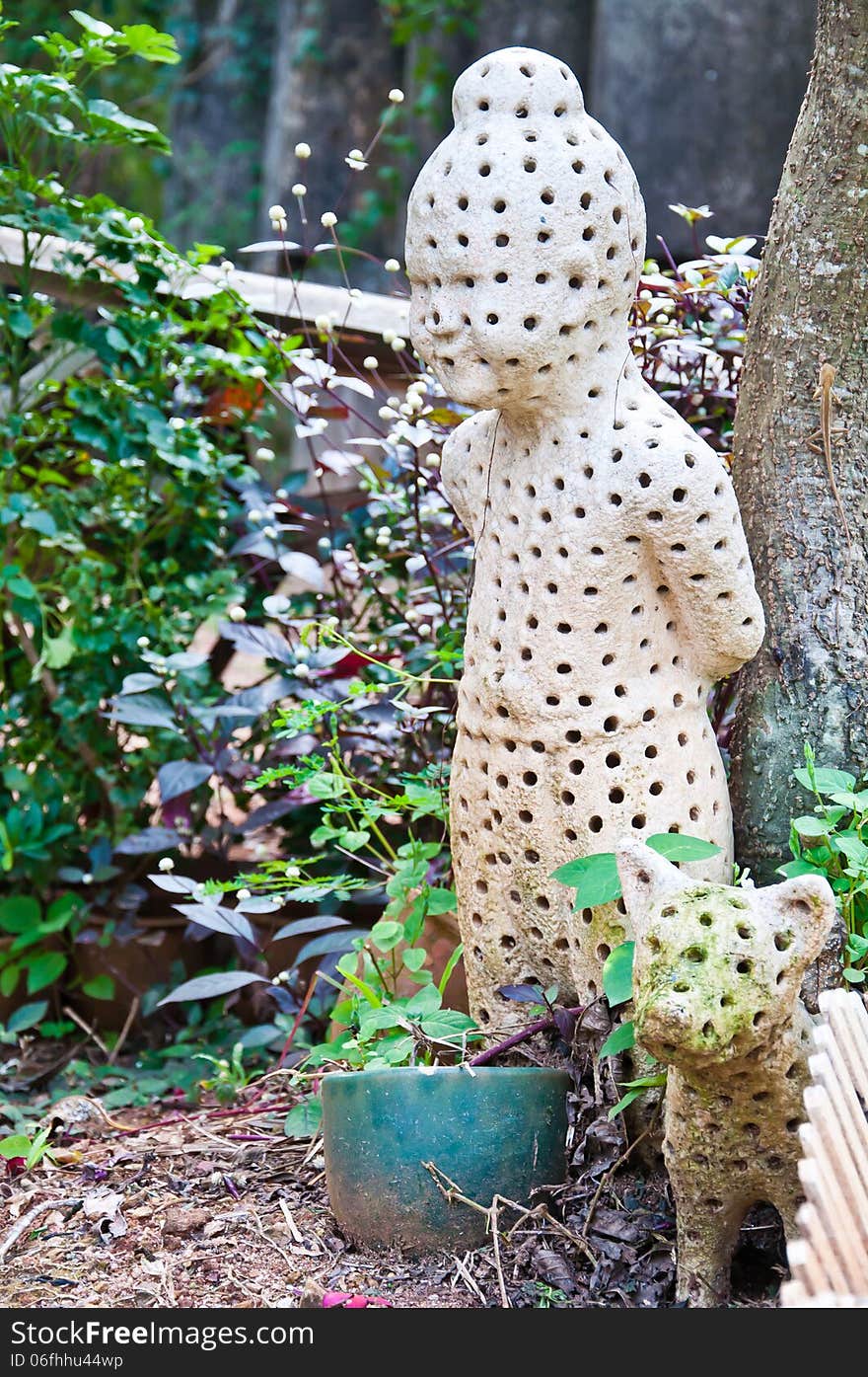 The white pottery with spot in child and dog design in Thai style