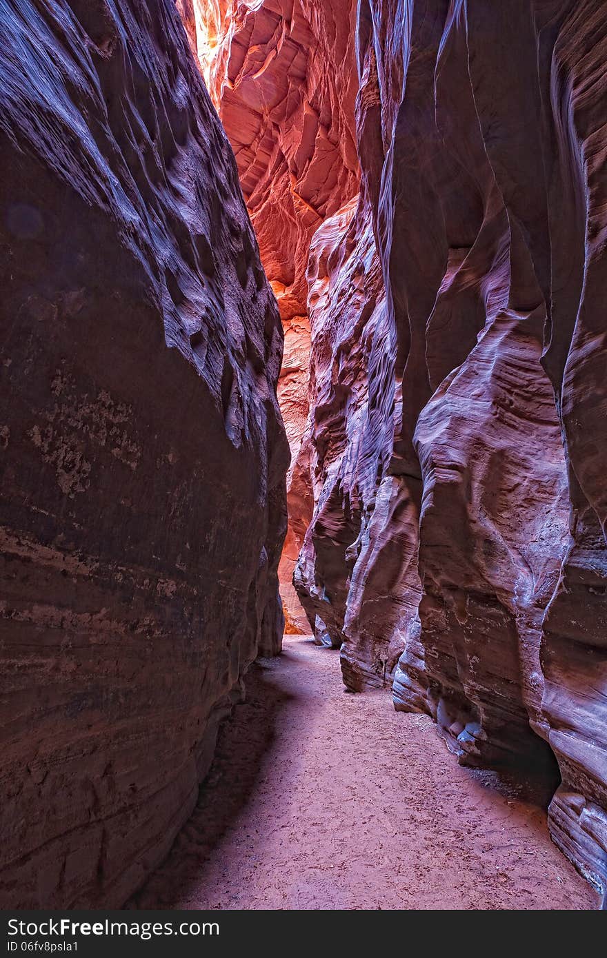 This is Buckskin Canyon, a highly scenic slot canyon, which meets with the Paria River at the confluence. This is Buckskin Canyon, a highly scenic slot canyon, which meets with the Paria River at the confluence.