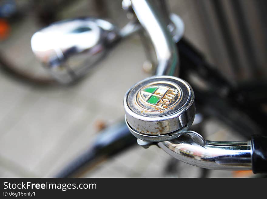 Bicycle bell