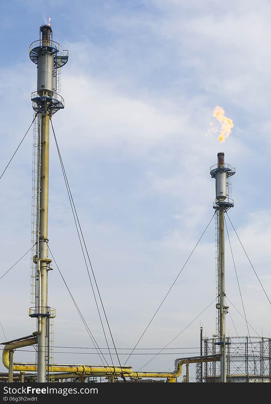 Gas evacuation towers at a refinery