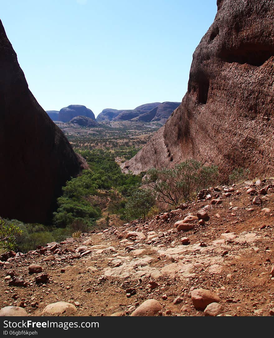 Kata tjuta/the olgas,large domed shaped rock formations