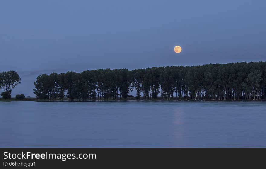 Super Moon 2013 - Galați, Romania.