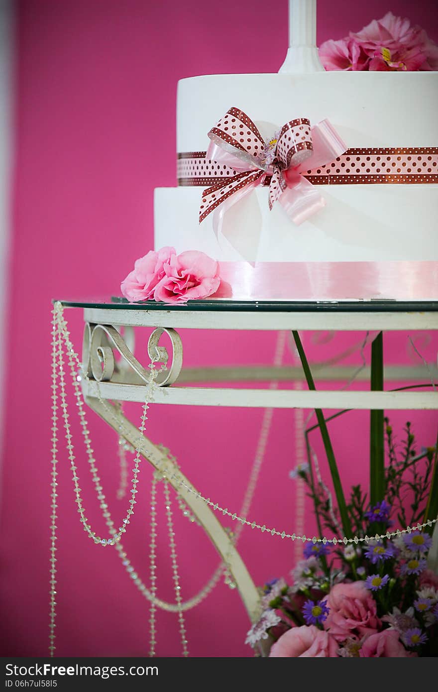 An elegant and colorfull cake for a reception. An elegant and colorfull cake for a reception.