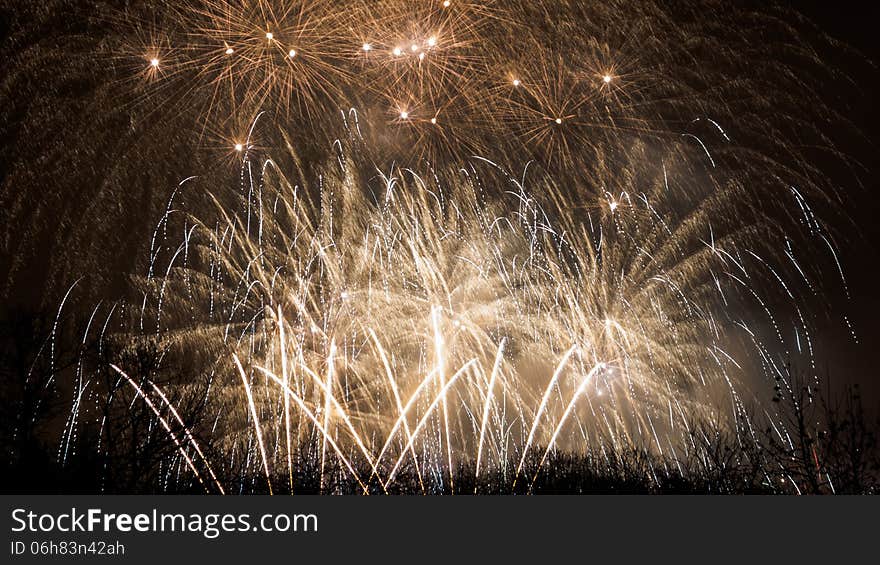 Fireworks for New Year 2014 - Bucharest (IOR Park). Fireworks for New Year 2014 - Bucharest (IOR Park)