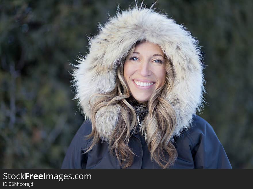 Woman enjoy winter at the park