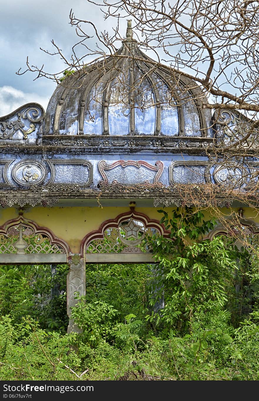 House abandoned during Tamil Elam war in the north, Sri Lanka. House abandoned during Tamil Elam war in the north, Sri Lanka.