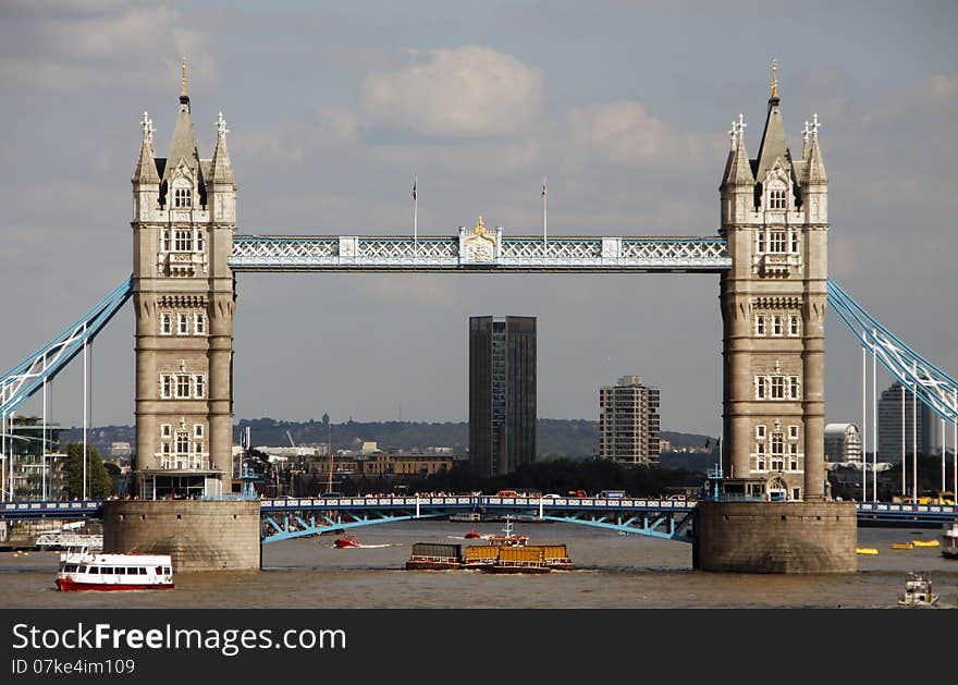 London sightseeing: Tower bridge