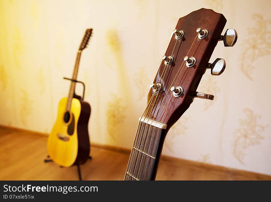 Head of acoustic six-string guitar