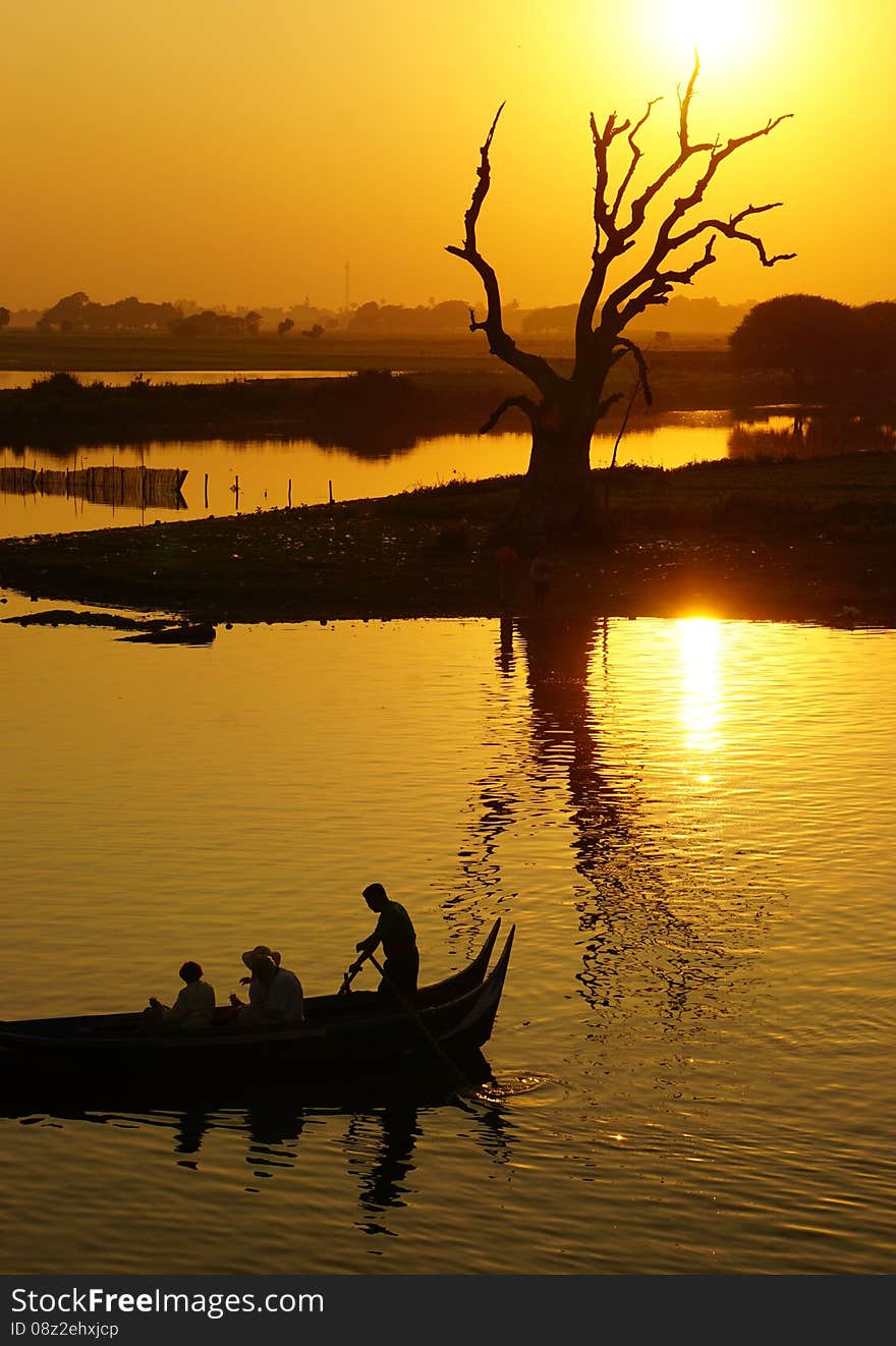 Sunset over Thaungthaman lake