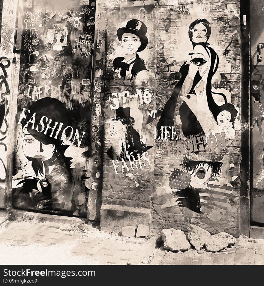 Fashion girl in sketch-style. The girls drawn on a wall