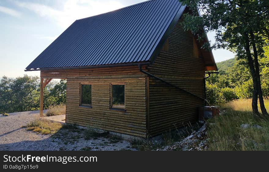 Croatia Udbina-hunters houses