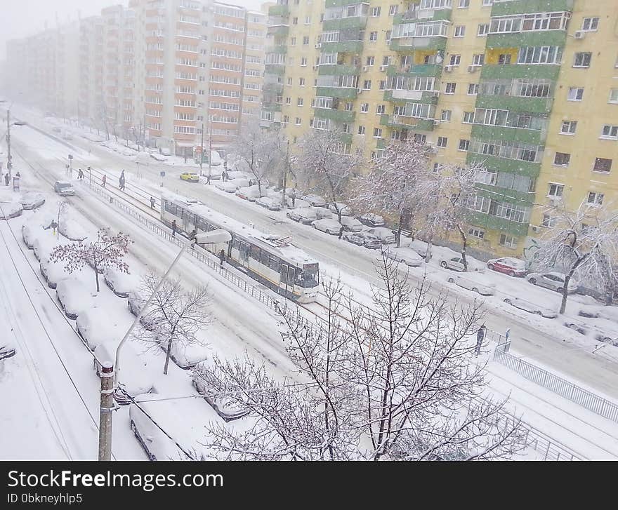 January 2016 first snow in bucharest