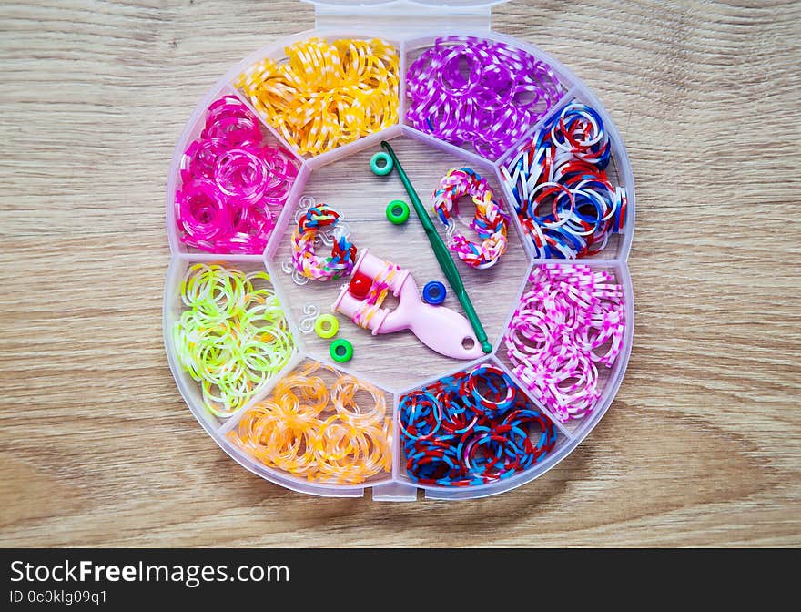 Set of rubber parts for weaving