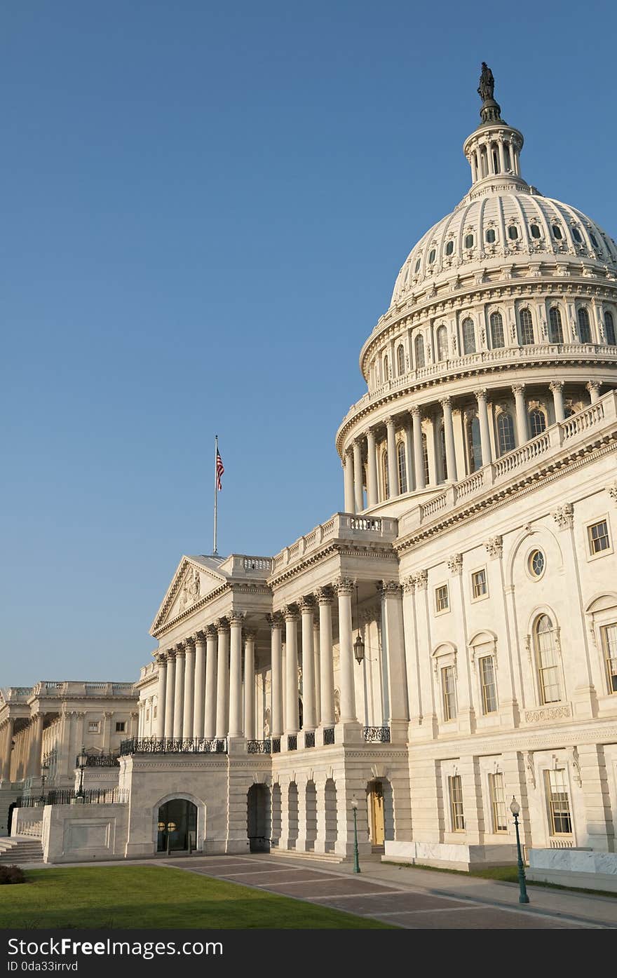 The eastern facade of the US Capitol Building, shortly after dawn.