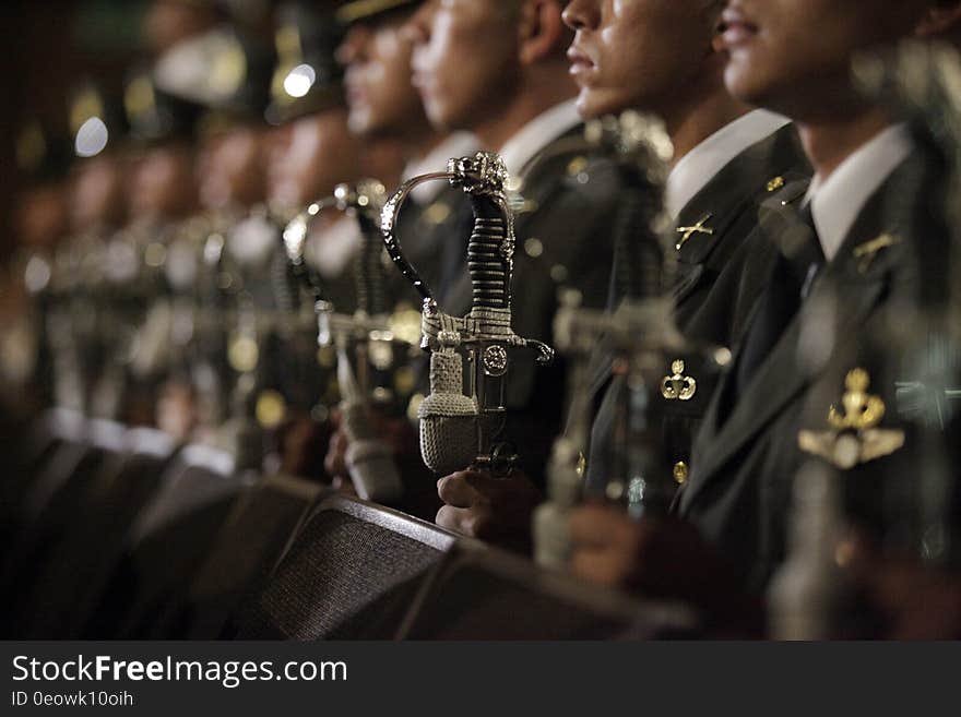 El Presidente Salvador SÃ¡nchez CerÃ©n participÃ³ esta maÃ±ana en la graduaciÃ³n de la promociÃ³n nÃºmero 88 de la Escuela Militar &quot;CapitÃ¡n General Gerardo Barrios&quot;. Un total de 65 cadetes, 59 hombres y 6 seÃ±oritas, fueron los graduados a quienes el Presidente entregÃ³ sables y espadas. El Presidente Salvador SÃ¡nchez CerÃ©n participÃ³ esta maÃ±ana en la graduaciÃ³n de la promociÃ³n nÃºmero 88 de la Escuela Militar &quot;CapitÃ¡n General Gerardo Barrios&quot;. Un total de 65 cadetes, 59 hombres y 6 seÃ±oritas, fueron los graduados a quienes el Presidente entregÃ³ sables y espadas.