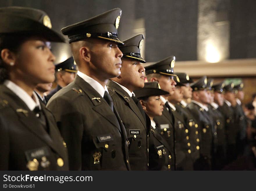 El Presidente Salvador SÃ¡nchez CerÃ©n participÃ³ esta maÃ±ana en la graduaciÃ³n de la promociÃ³n nÃºmero 88 de la Escuela Militar &quot;CapitÃ¡n General Gerardo Barrios&quot;. Un total de 65 cadetes, 59 hombres y 6 seÃ±oritas, fueron los graduados a quienes el Presidente entregÃ³ sables y espadas. El Presidente Salvador SÃ¡nchez CerÃ©n participÃ³ esta maÃ±ana en la graduaciÃ³n de la promociÃ³n nÃºmero 88 de la Escuela Militar &quot;CapitÃ¡n General Gerardo Barrios&quot;. Un total de 65 cadetes, 59 hombres y 6 seÃ±oritas, fueron los graduados a quienes el Presidente entregÃ³ sables y espadas.