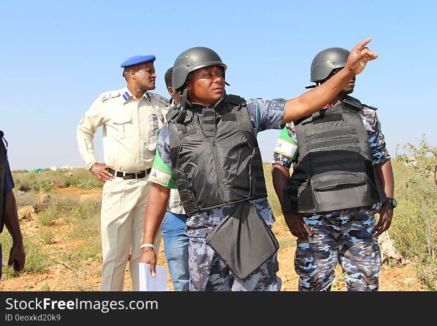 The AMISOM Formed Police Unit &#x28;FPU&#x29; and the Somali Police Force conduct joint patrols around Baidoa, Somalia, on December 12, 2012. The joint patrols are meant to put a tight lid on the security in Baidoa. Baidoa has witnessed incident-free upper and lower house elections, thanks to the collective efforts of AMISOM Police together with the Somali Police Forces. AMISOM Photo. The AMISOM Formed Police Unit &#x28;FPU&#x29; and the Somali Police Force conduct joint patrols around Baidoa, Somalia, on December 12, 2012. The joint patrols are meant to put a tight lid on the security in Baidoa. Baidoa has witnessed incident-free upper and lower house elections, thanks to the collective efforts of AMISOM Police together with the Somali Police Forces. AMISOM Photo