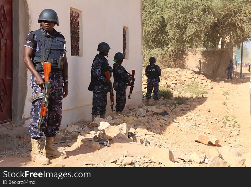 The AMISOM Formed Police Unit &#x28;FPU&#x29; and the Somali Police Force conduct joint patrols around Baidoa, Somalia, on December 12, 2012. The joint patrols are meant to put a tight lid on the security in Baidoa. Baidoa has witnessed incident-free upper and lower house elections, thanks to the collective efforts of AMISOM Police together with the Somali Police Forces. AMISOM Photo. The AMISOM Formed Police Unit &#x28;FPU&#x29; and the Somali Police Force conduct joint patrols around Baidoa, Somalia, on December 12, 2012. The joint patrols are meant to put a tight lid on the security in Baidoa. Baidoa has witnessed incident-free upper and lower house elections, thanks to the collective efforts of AMISOM Police together with the Somali Police Forces. AMISOM Photo