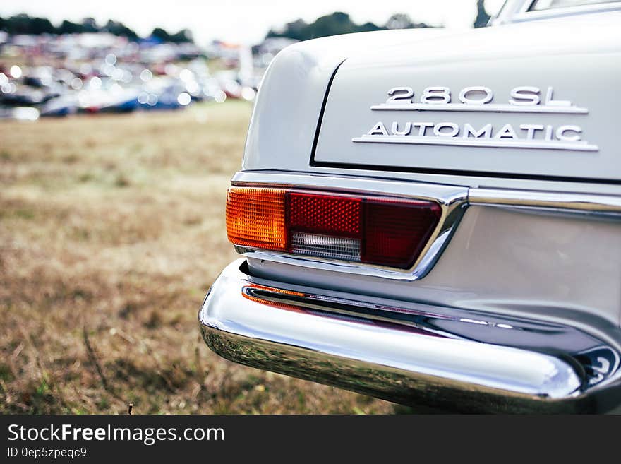 White Mercedes Benz 280 Sl Automatic