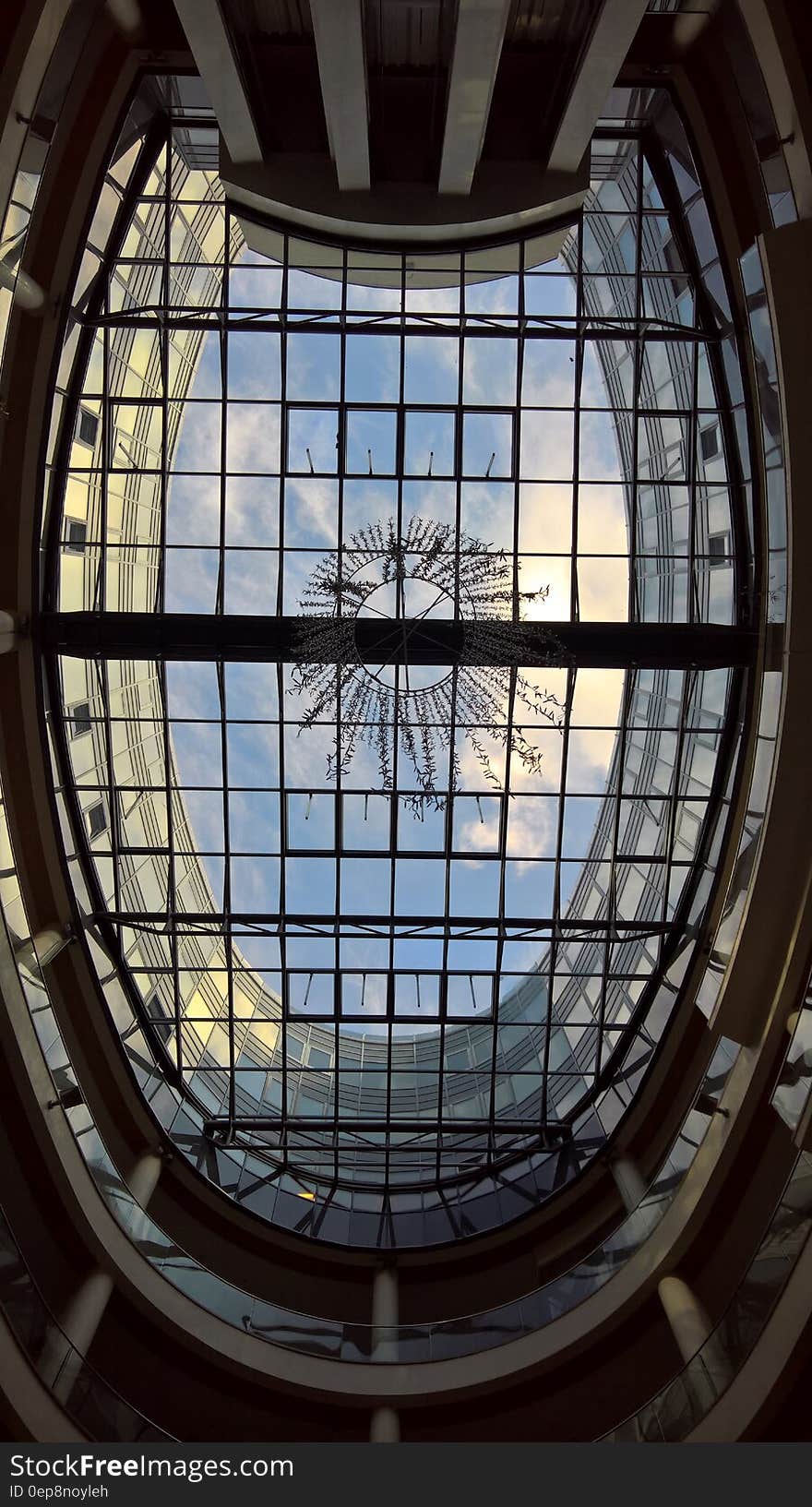 Low Angle Mirror Framed Ceiling Bulding