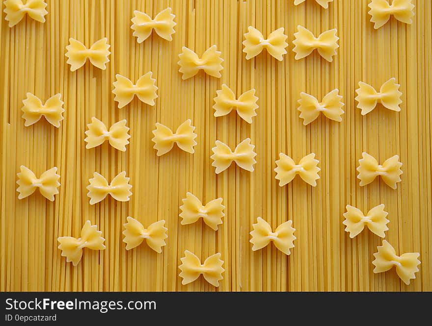 Ribbon Pastry Pasta on Fettuccini