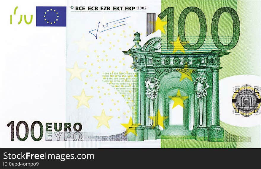 Close up of 100 Euro note.