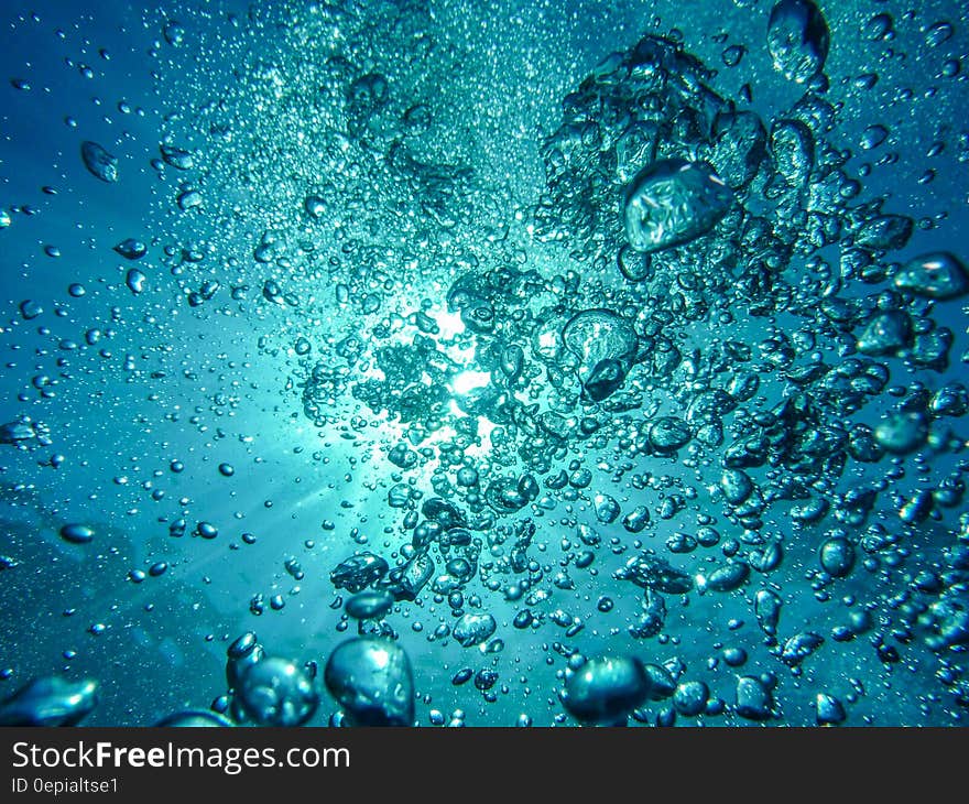 Water Bubbles Under the Sea