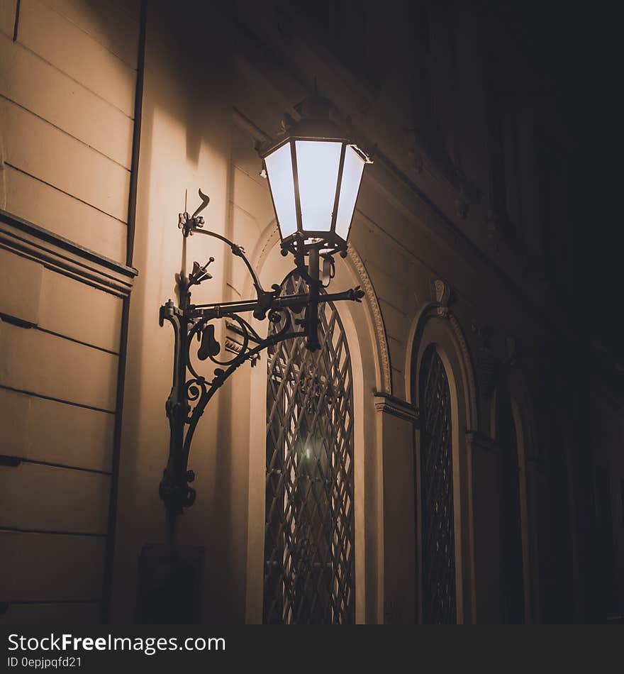 Black and White Wall Lamp