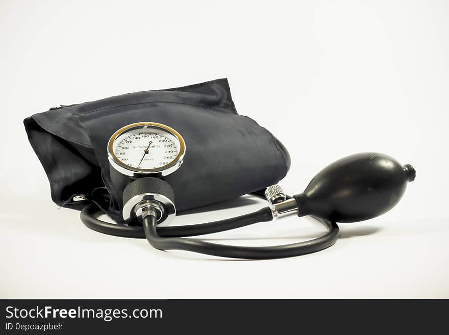 Black Sphygmomanometer