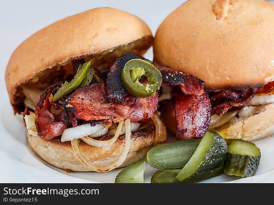 Onion Rings Roasted Meat Burger