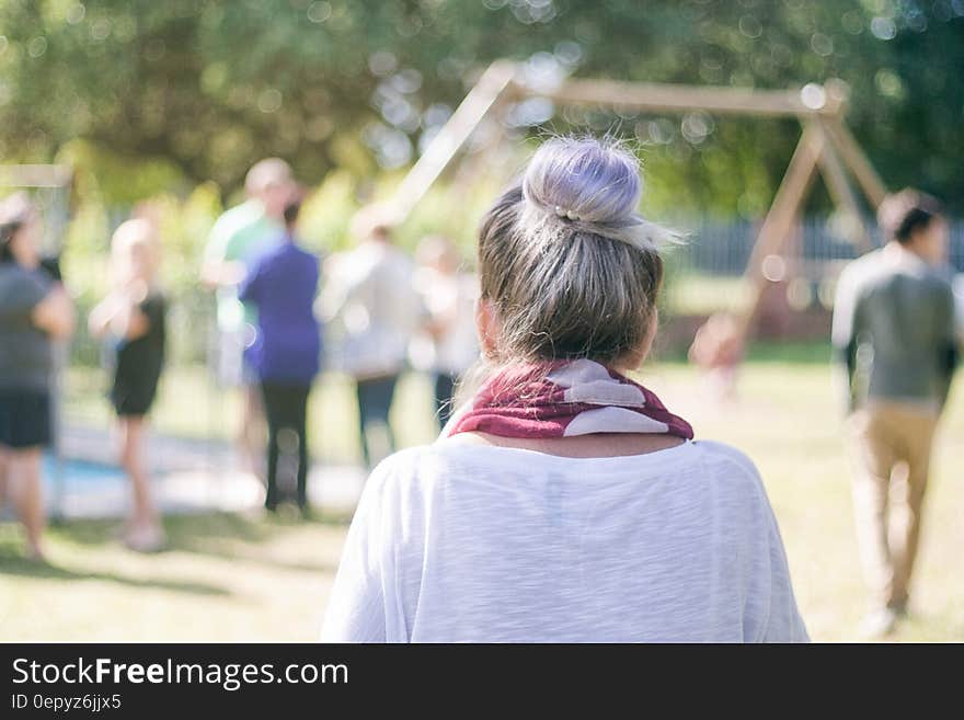 Woman Wearing a Red and White Shole