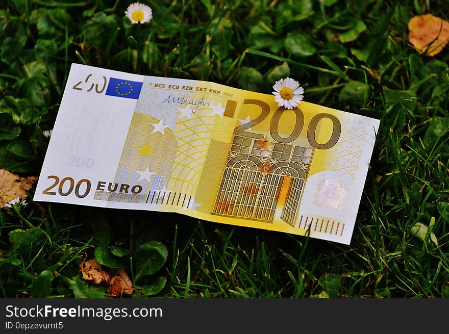 200 Euro