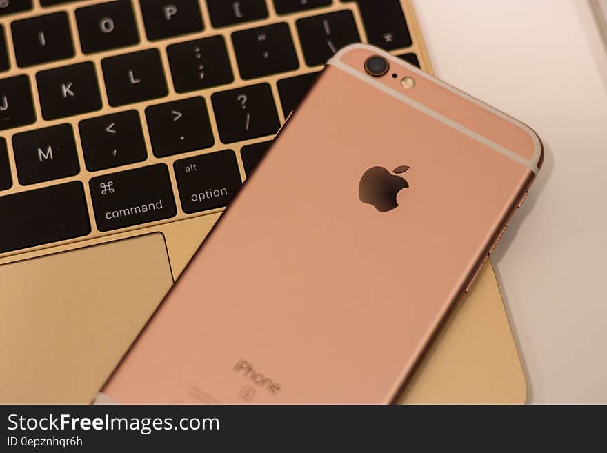 Rose Gold Iphone 6s