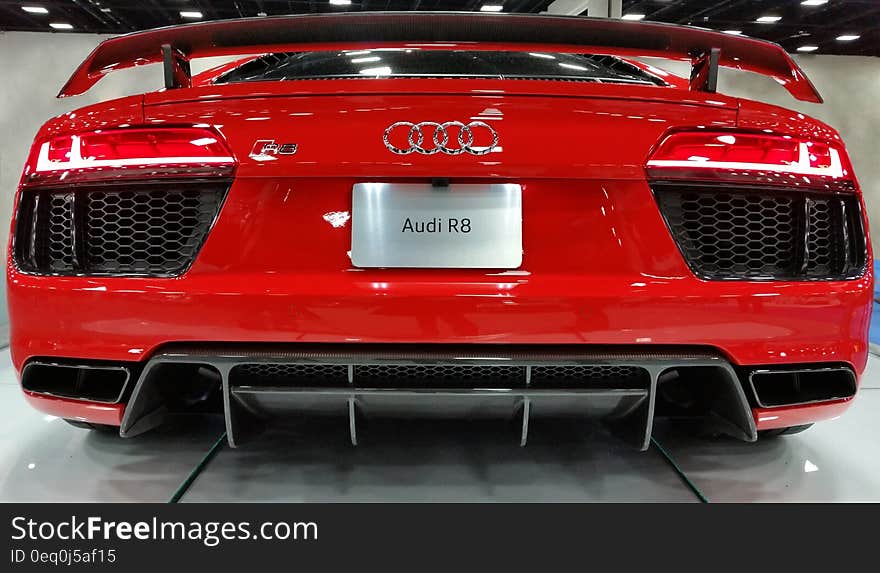 Audi Red R8