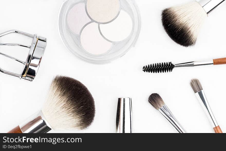 Make Up Equipments