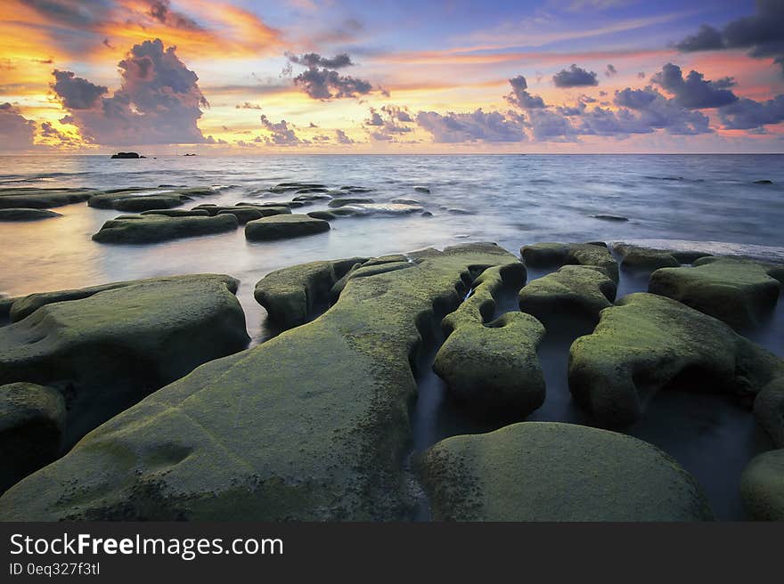 Green Stones Nearlake