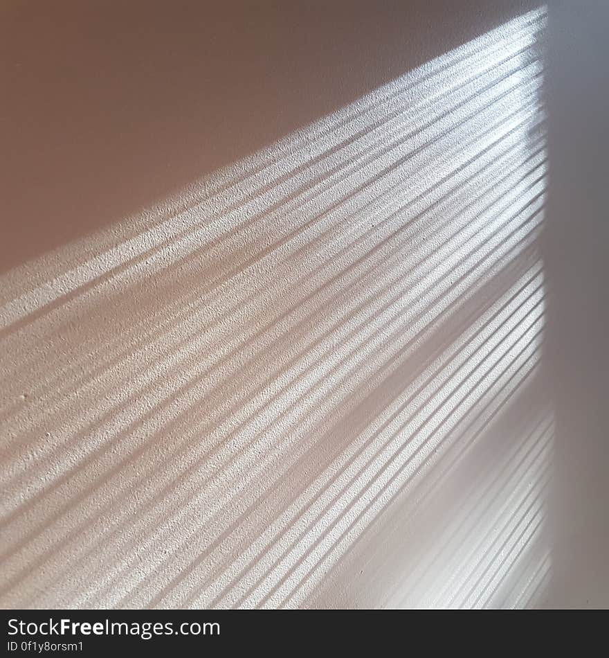 sun shining through blinds 20160430_085342