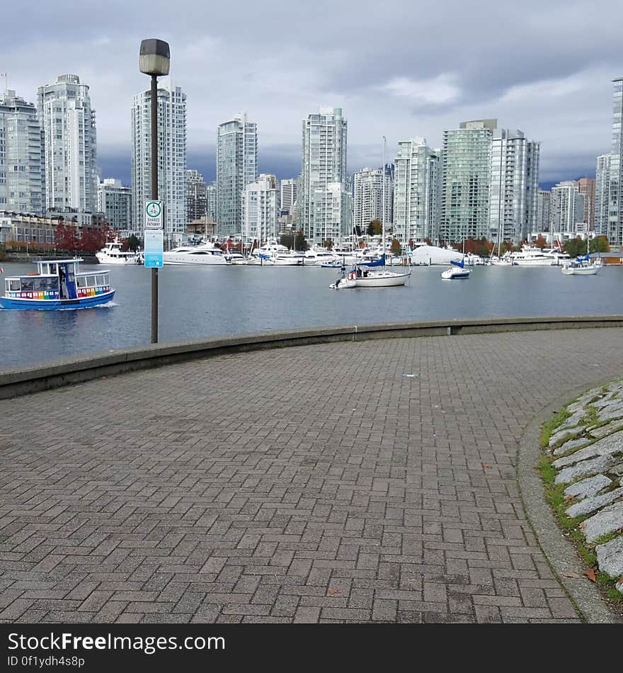 In case you forgot that Vancouver&#x27;s an ocean city, just go the seawall for a refresher :-&#x29; 20161023_142048