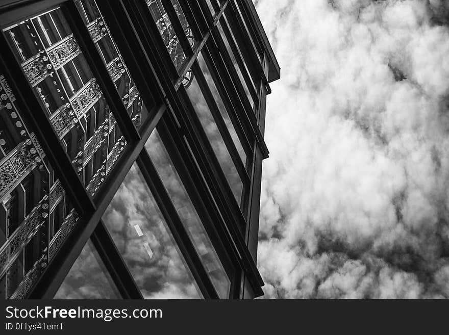 128 amazing fluffy cloud woodwards reflection -vancouver-gastown-xe2-zeiss35-2-20150617-DSCF6588-Edit